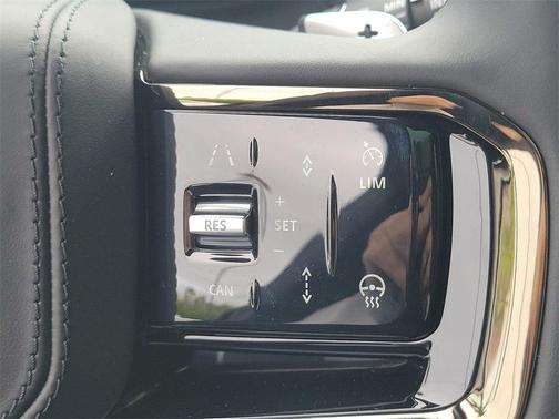 2025 Land Rover Range Rover Sport P400 Dynamic SE