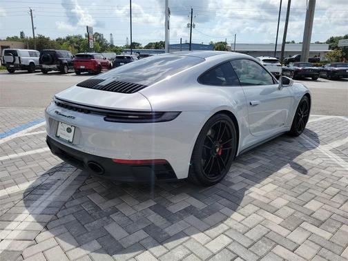 2024 Porsche 911 Carrera GTS