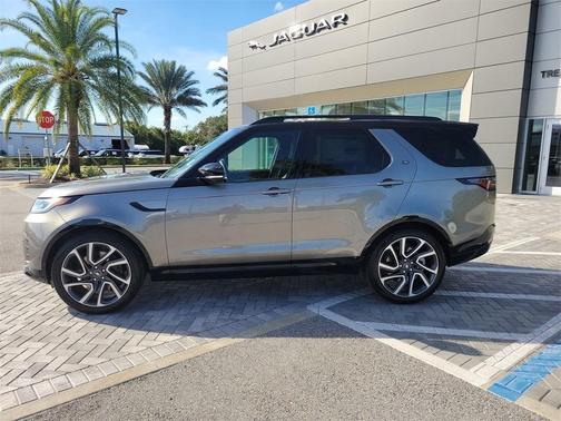 2025 Land Rover Discovery P360 Dynamic SE