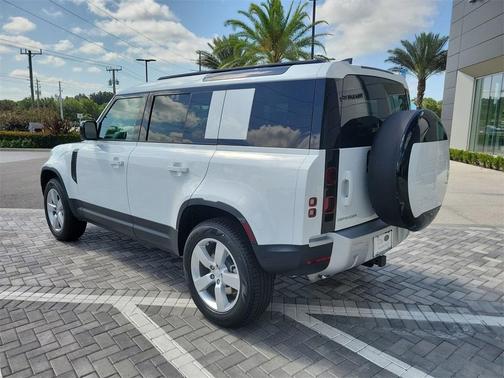 2025 Land Rover Defender P400 S