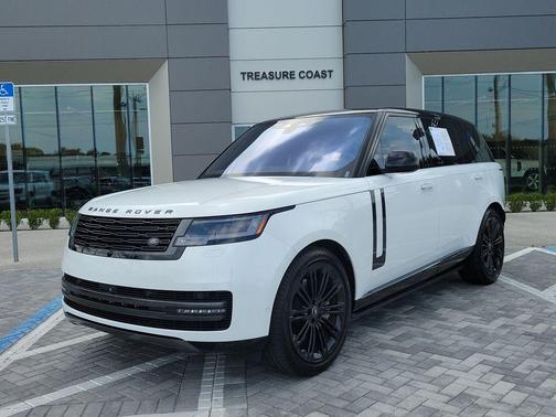 Ostuni Pearl White 2023 Land Rover Range Rover P530 SE