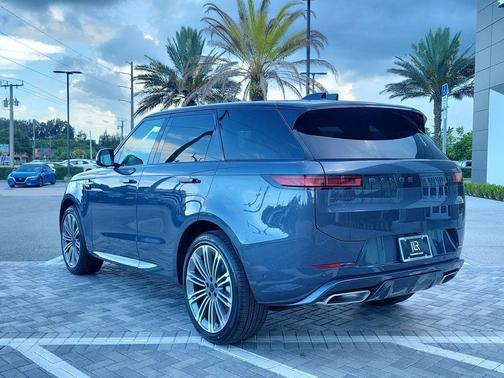 Varesine Blue 2026 Land Rover Range Rover Sport P400 Dynamic SE