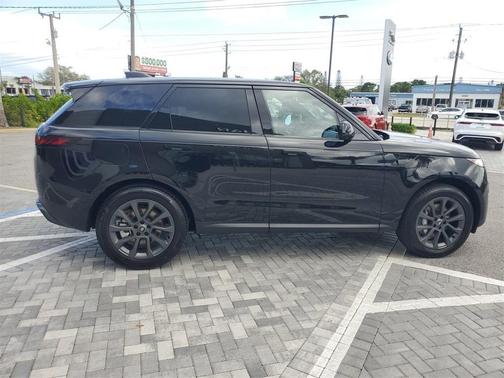2025 Land Rover Range Rover Sport P360 S