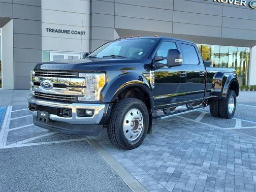 2017 Ford F-450 Lariat