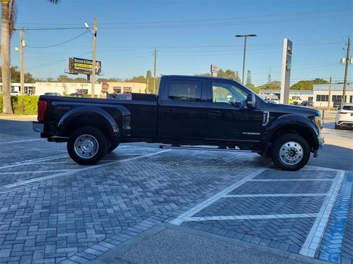 2017 Ford F-450 Lariat