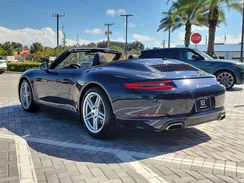 2019 Porsche 911 Carrera