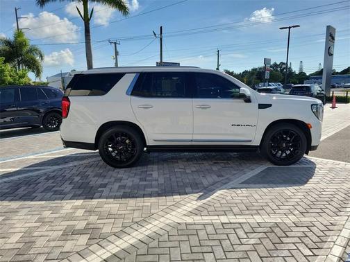 2022 GMC Yukon Denali