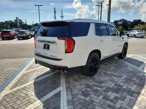 2022 GMC Yukon Denali