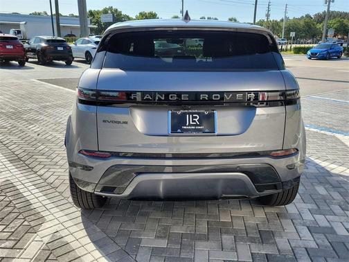 2026 Land Rover Range Rover Evoque Dynamic SE