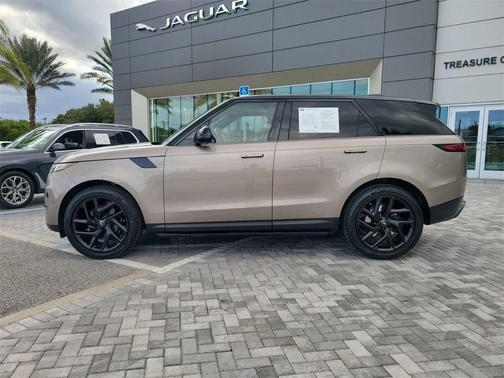 2023 Land Rover Range Rover Sport SE