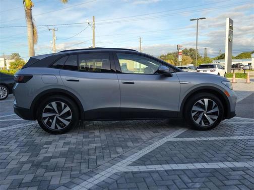 2023 Volkswagen ID.4 Pro