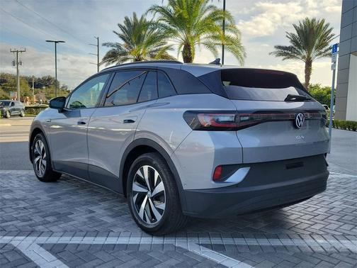 2023 Volkswagen ID.4 Pro