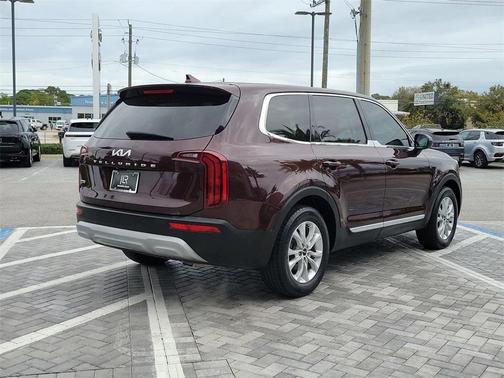 2022 Kia Telluride LX
