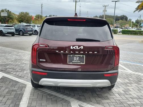 2022 Kia Telluride LX