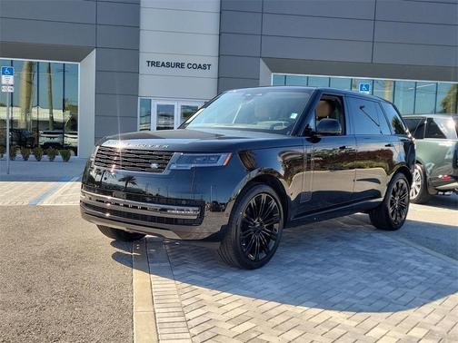 2026 Land Rover Range Rover P400 SE 7 Seat