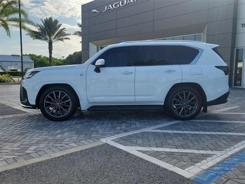 2024 Lexus LX 600 F SPORT