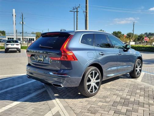 2021 Volvo XC60 T5 Inscription