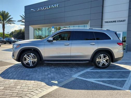 2022 Mercedes-Benz GLS 450 4MATIC