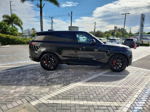 2025 Land Rover Range Rover Sport P460 Dynamic SE