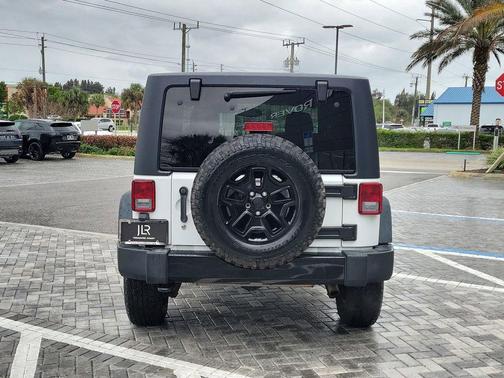 2016 Jeep Wrangler Sport