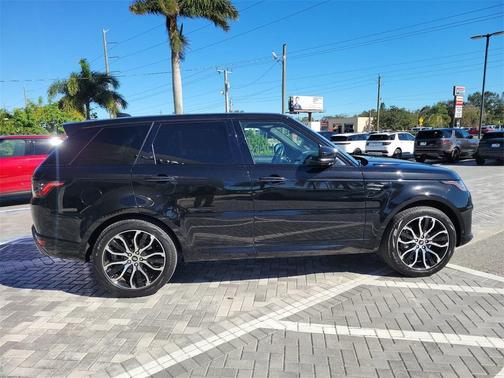 2022 Land Rover Range Rover Sport HSE Silver Edition