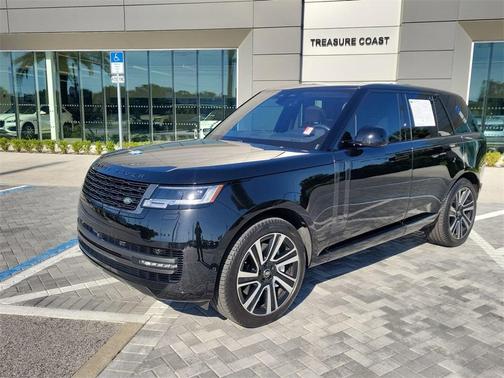 2023 Land Rover Range Rover P530 SE