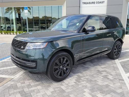 2025 Land Rover Range Rover P530 SE