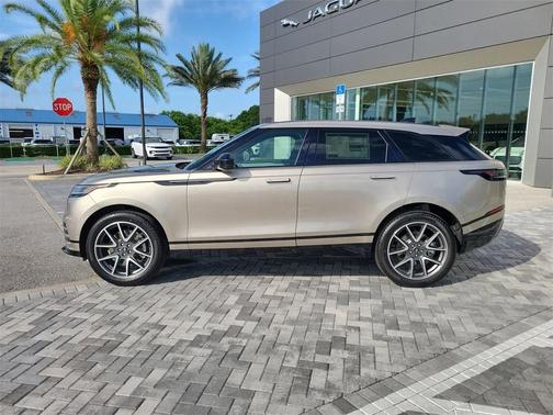 2026 Land Rover Range Rover Velar P250 Dynamic SE