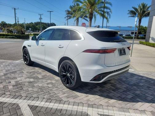 2026 Jaguar F-PACE P250 R-Dynamic S