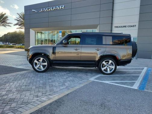 2026 Land Rover Defender P400 X-Dynamic SE