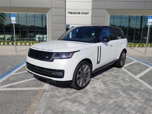 2025 Land Rover Range Rover P400 SE