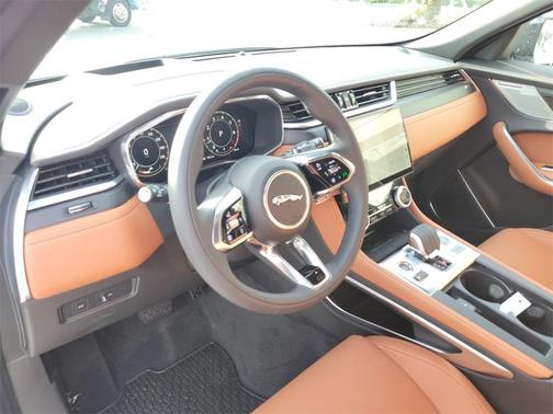 2025 Jaguar F-PACE P250 R-Dynamic S