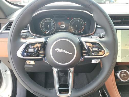 2025 Jaguar F-PACE P250 R-Dynamic S