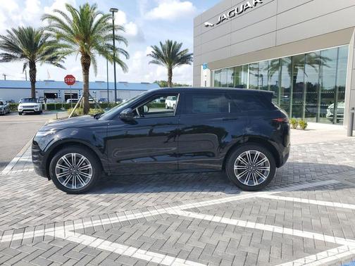 Santorini Black 2026 Land Rover Range Rover Evoque Dynamic SE