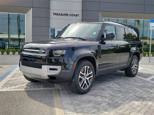 2025 Land Rover Defender P400