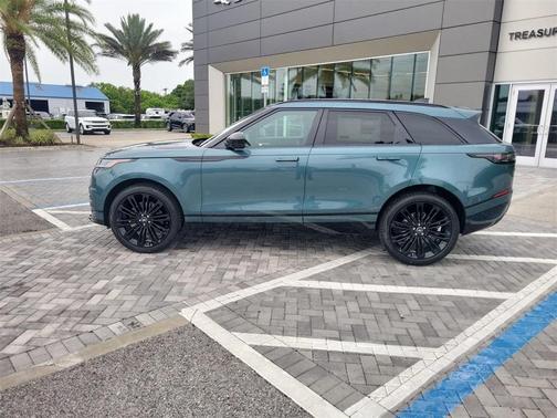 2026 Land Rover Range Rover Velar P400 Dynamic SE