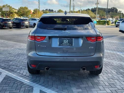 2017 Jaguar F-PACE 35t Prestige