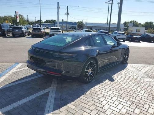 2023 Porsche Panamera Platinum Edition