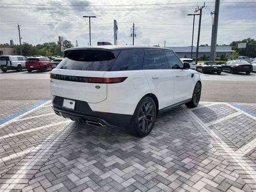 2023 Land Rover Range Rover Sport SE