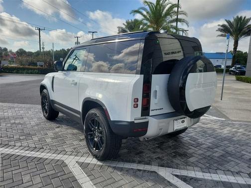 2025 Land Rover Defender P300 S