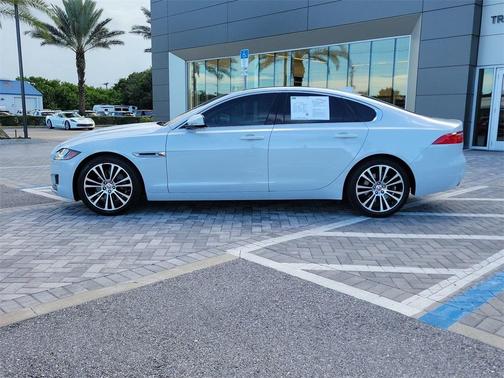 2020 Jaguar XF 25t Prestige