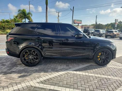 2022 Land Rover Range Rover Sport HSE Silver Edition