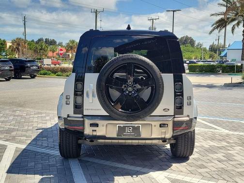 2021 Land Rover Defender 110 X