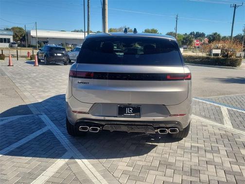 2026 Land Rover Range Rover Sport 5.0 Supercharged Dynamic