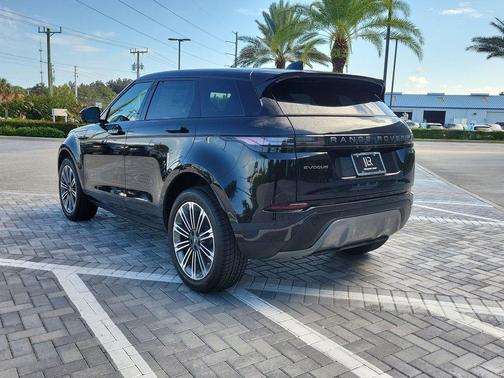 Santorini Black Metallic 2026 Land Rover Range Rover Evoque Core S