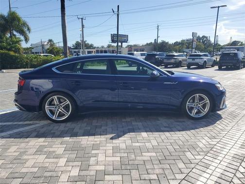 2022 Audi A5 45 S line quattro Premium