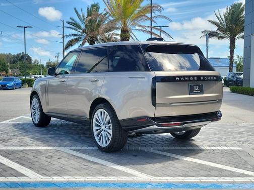 Batumi Gold 2026 Land Rover Range Rover P400 SE 7 Seat