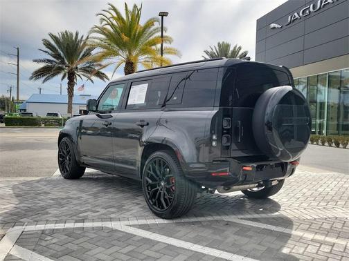 2024 Land Rover Defender P400 X