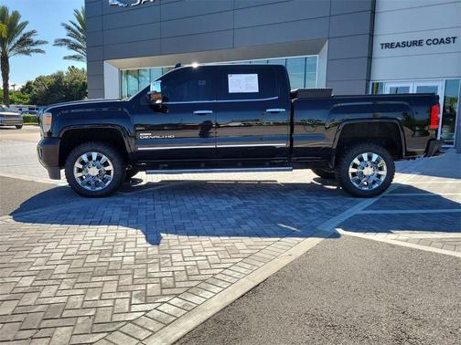 2016 GMC Sierra 2500 Denali