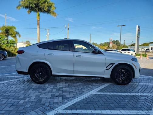 2024 BMW X6 M Base